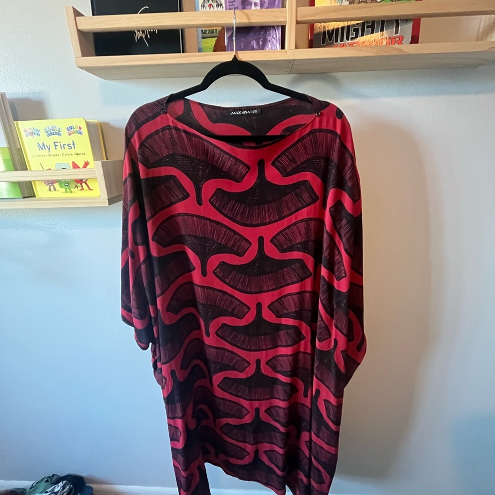 Manaola Red and Black Long Sleeve Dress - Picture 8 of 14